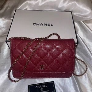 😍Chanel Burgundy Quilted Crossbody Bag Wallet on chain